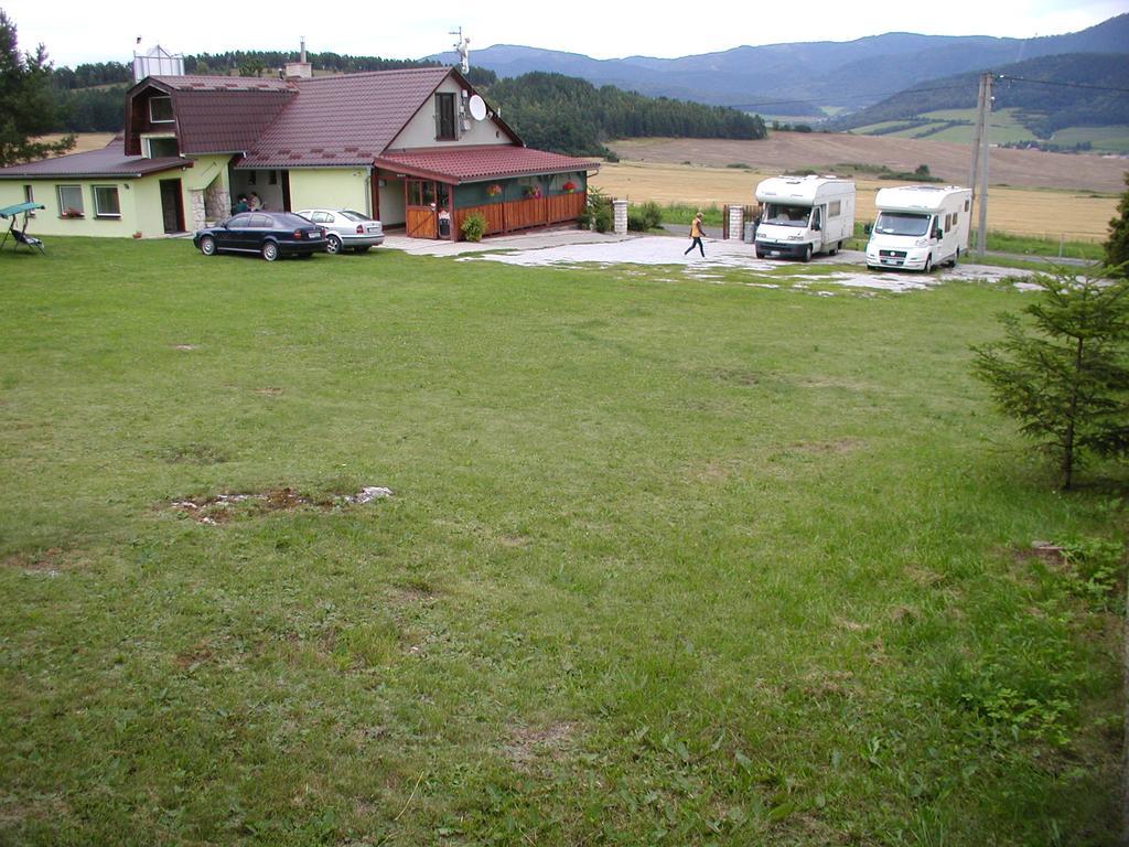 Penzion Drevenik Hotel สปิซเค ปอดราดิเย ภายนอก รูปภาพ